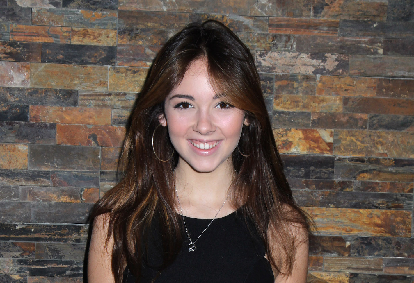 GENERAL HOSPITAL's Haley Pullos Gives Herself a Wild New Look — See The